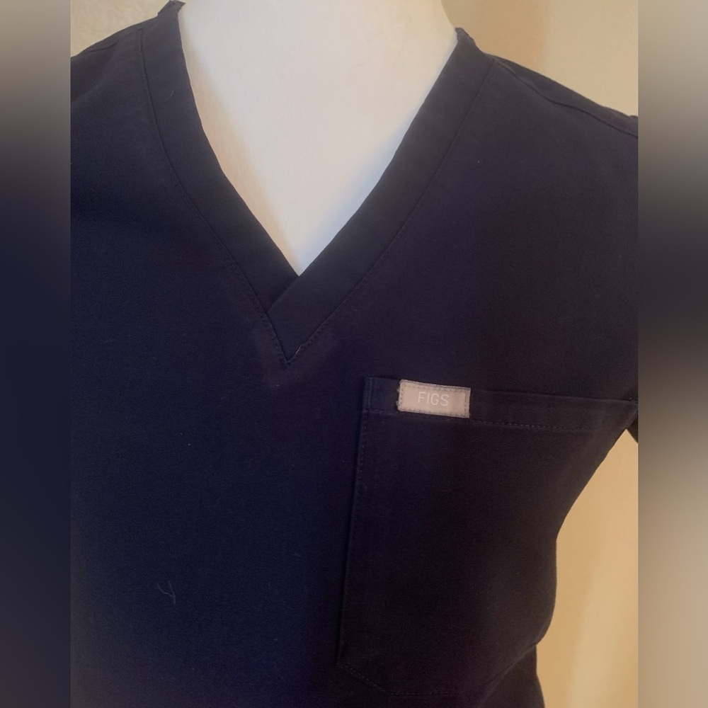 Figs Deep Blue Scrubs Medical Uniform Set Tops XXS, Pants XXSP - Picture 2 of 9